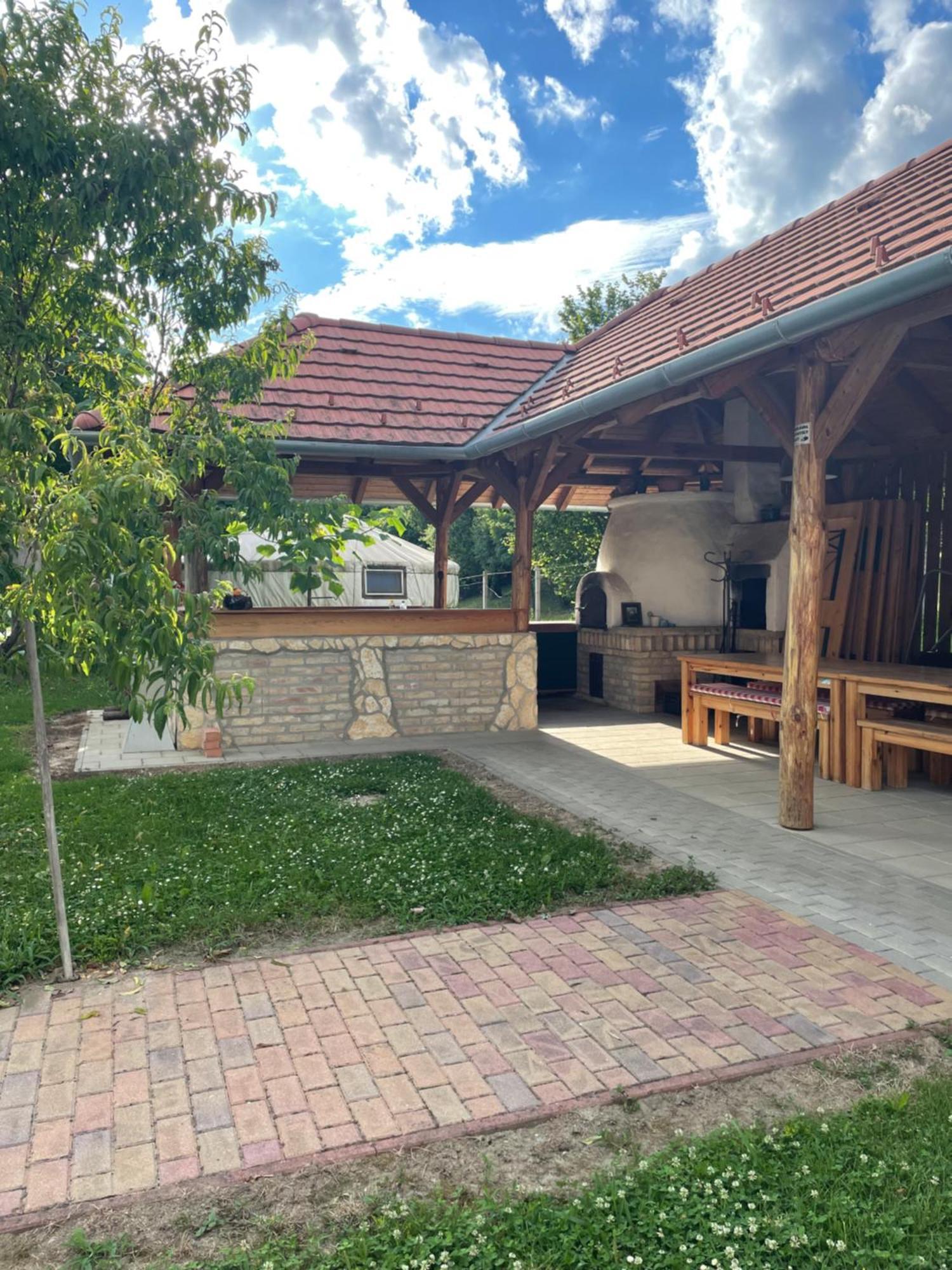 Nomad Jurta Zalakaros Mellett Hotel Zalamerenye Exterior foto